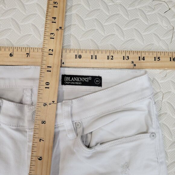 Blank NYC Jeans Womens 29 Crop Girlfriend White Distressed Fringe Hem Vacation - Picture 9 of 11